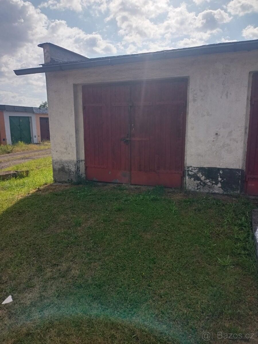 Garáže, Havraň, 435 01