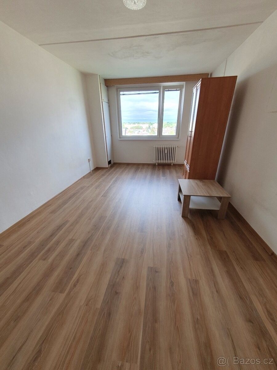 Pronájem byt 1+kk - Hradec Králové, 500 06, 30 m²