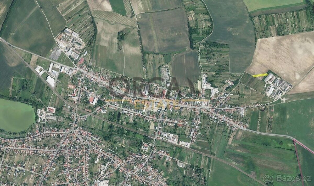 Prodej pozemek pro bydlení - Vracov, 696 42