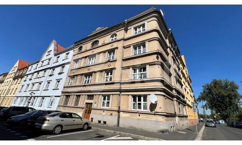 Prodej byt 2+1 - Na Hradčanech, Cheb, 59 m²