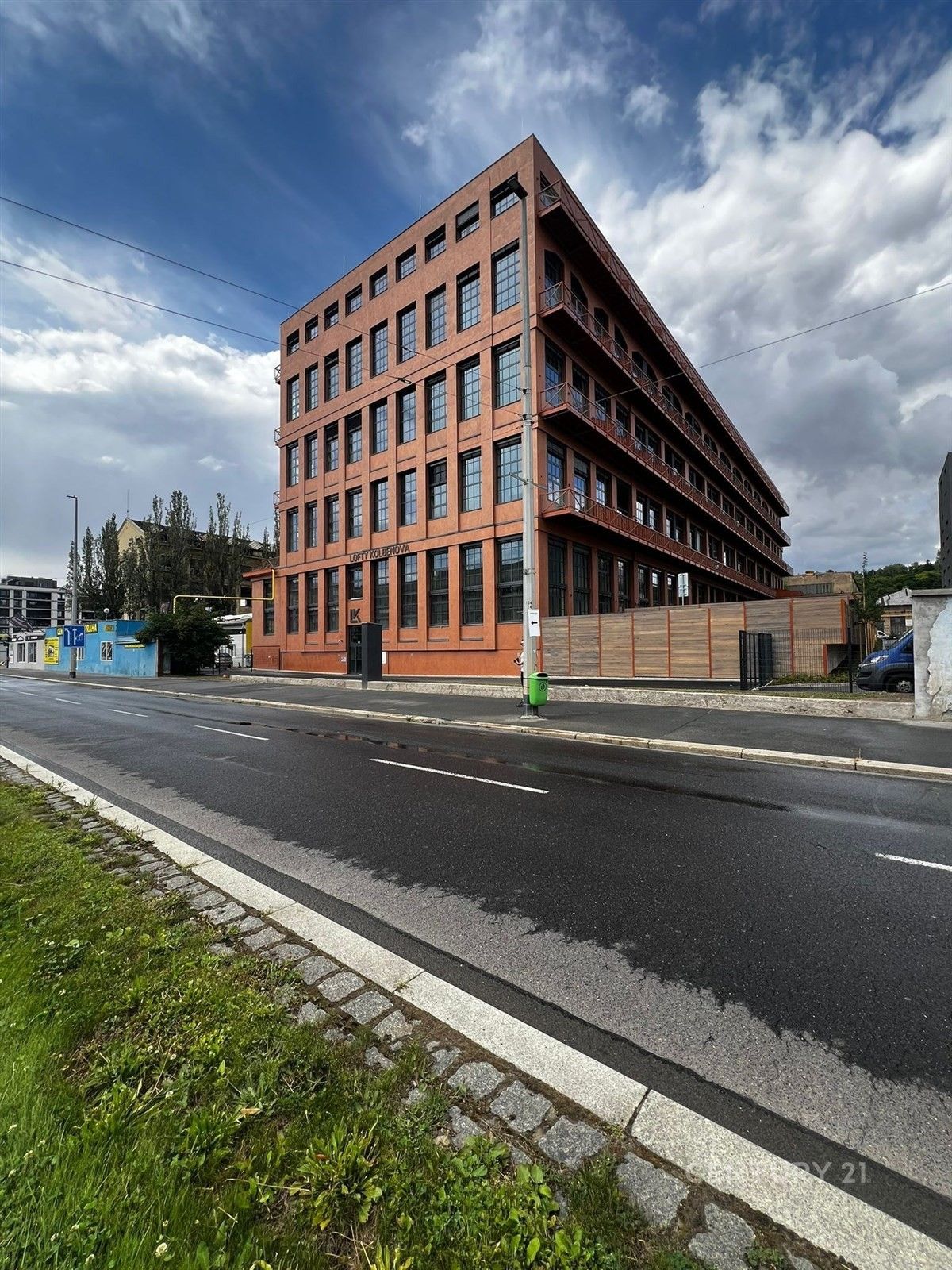 3+kk, Kolbenova, Praha, 72 m²