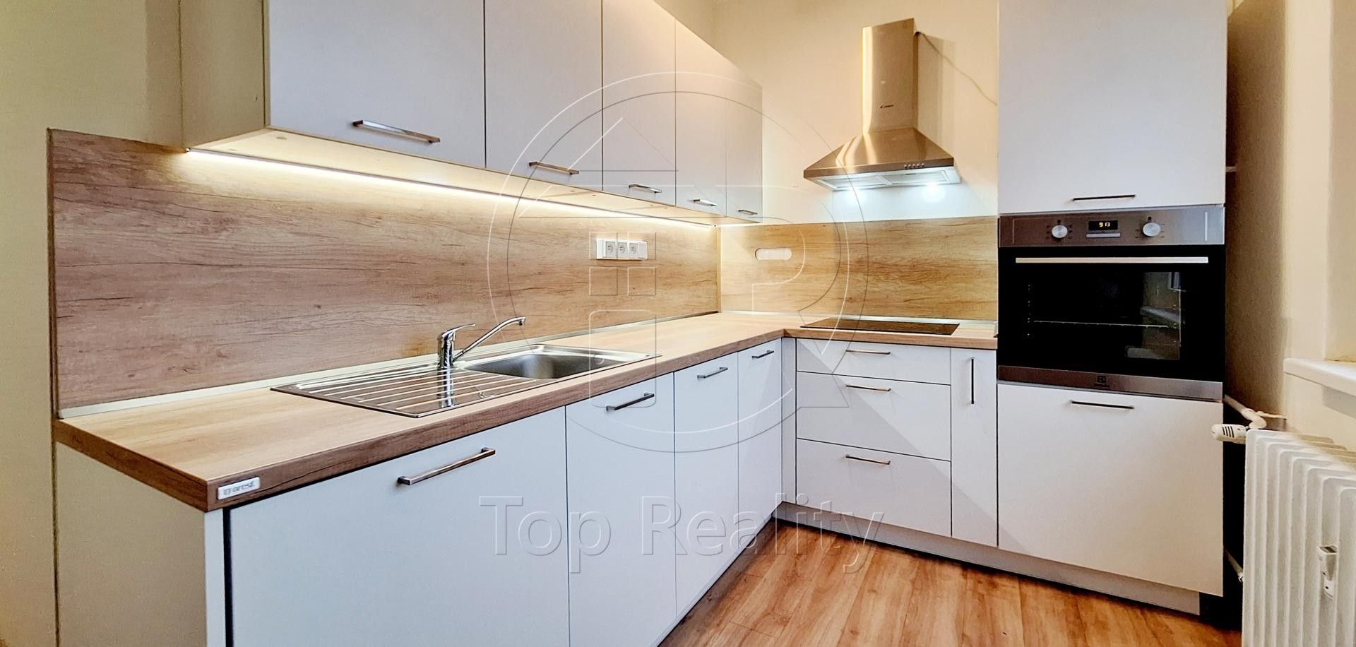 Pronájem byt 2+1 - Kollárova, Ostrov, 55 m²