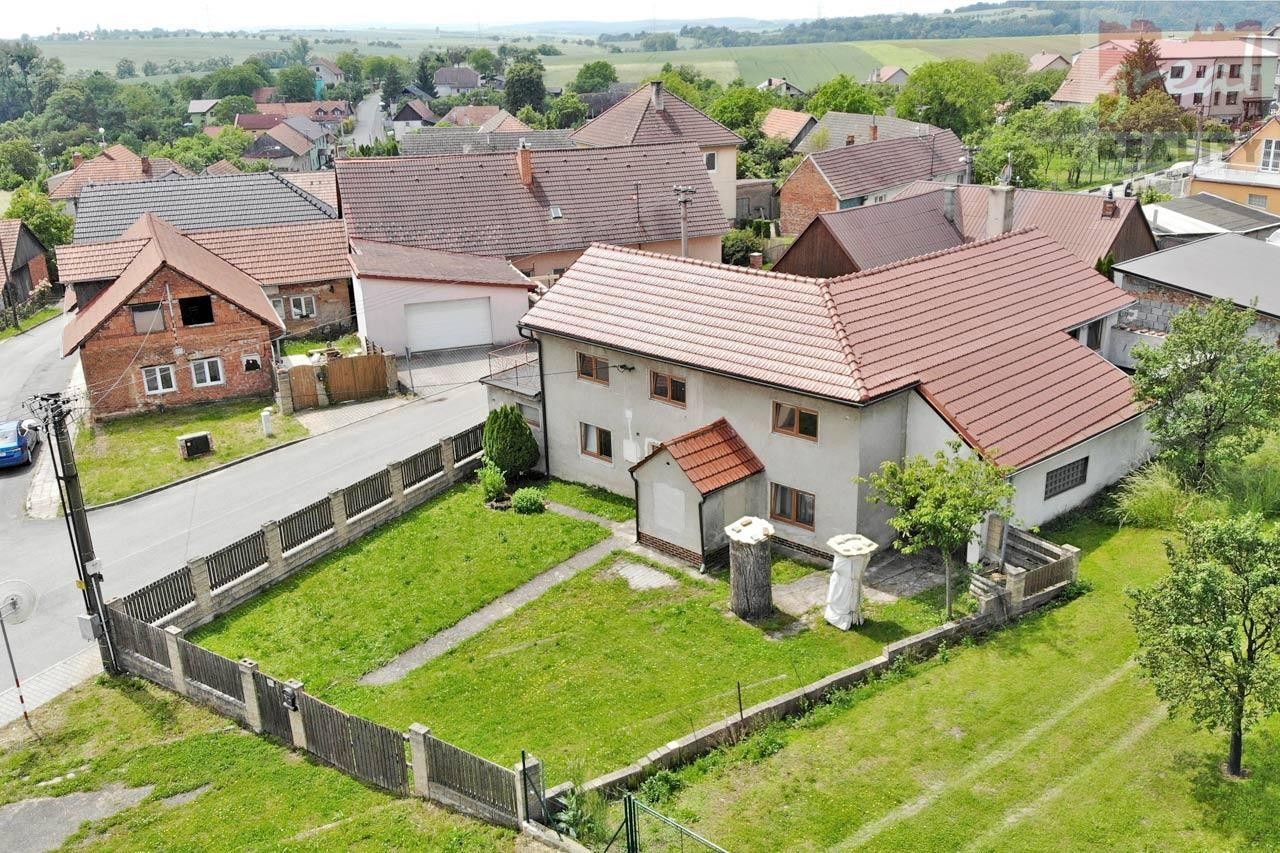 Rodinné domy, Rakov, 240 m²