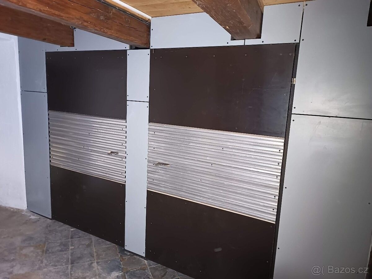 Sklady, Březina, 682 01