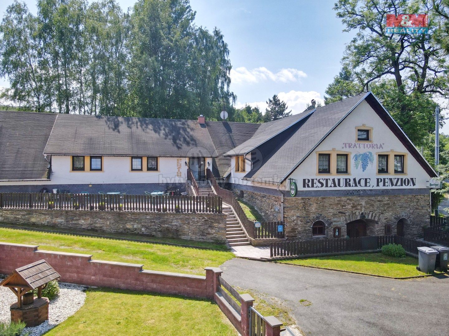 Ubytovací zařízení, Huzová, 380 m²