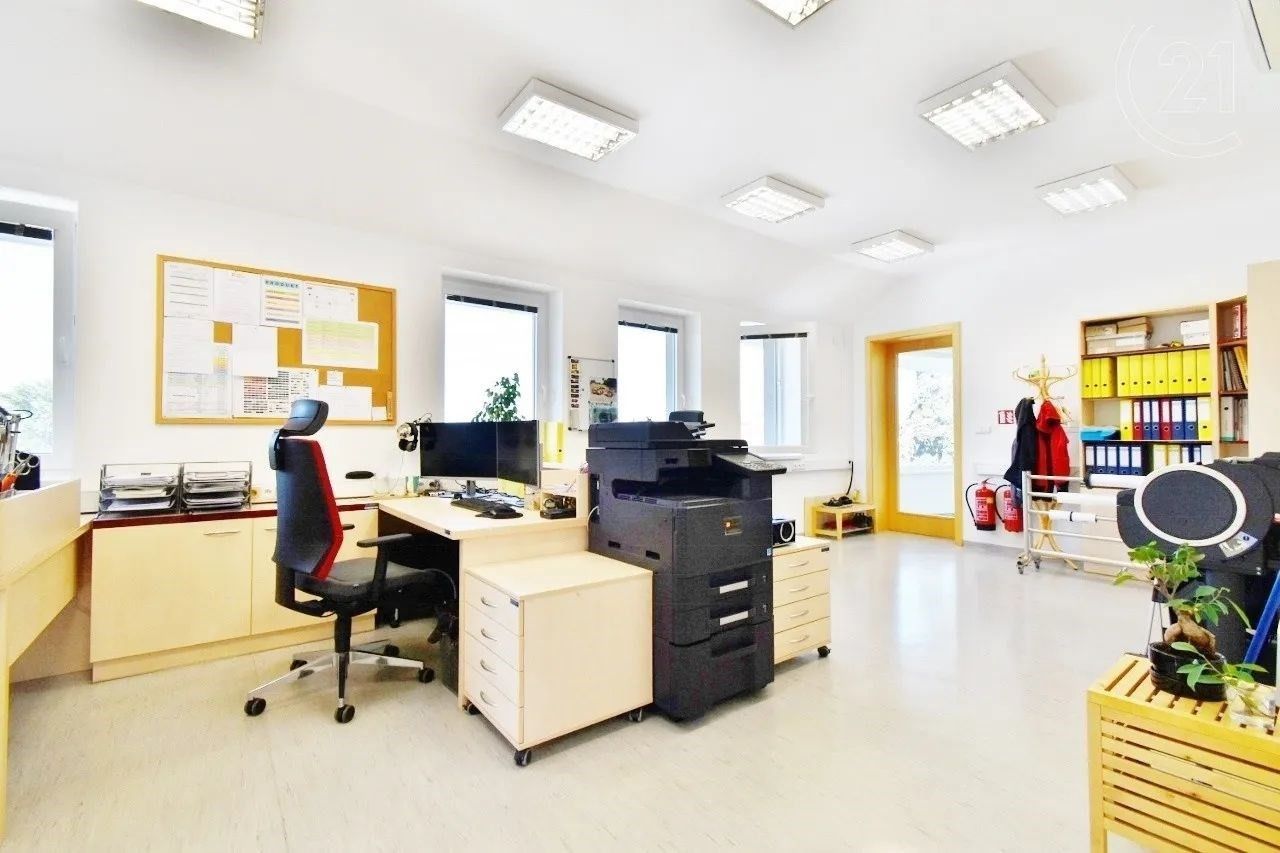 Kanceláře, Dukelská třída, Brno, 72 m²