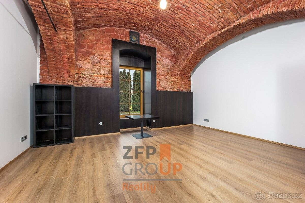 2+1, Praha, 156 00, 84 m²