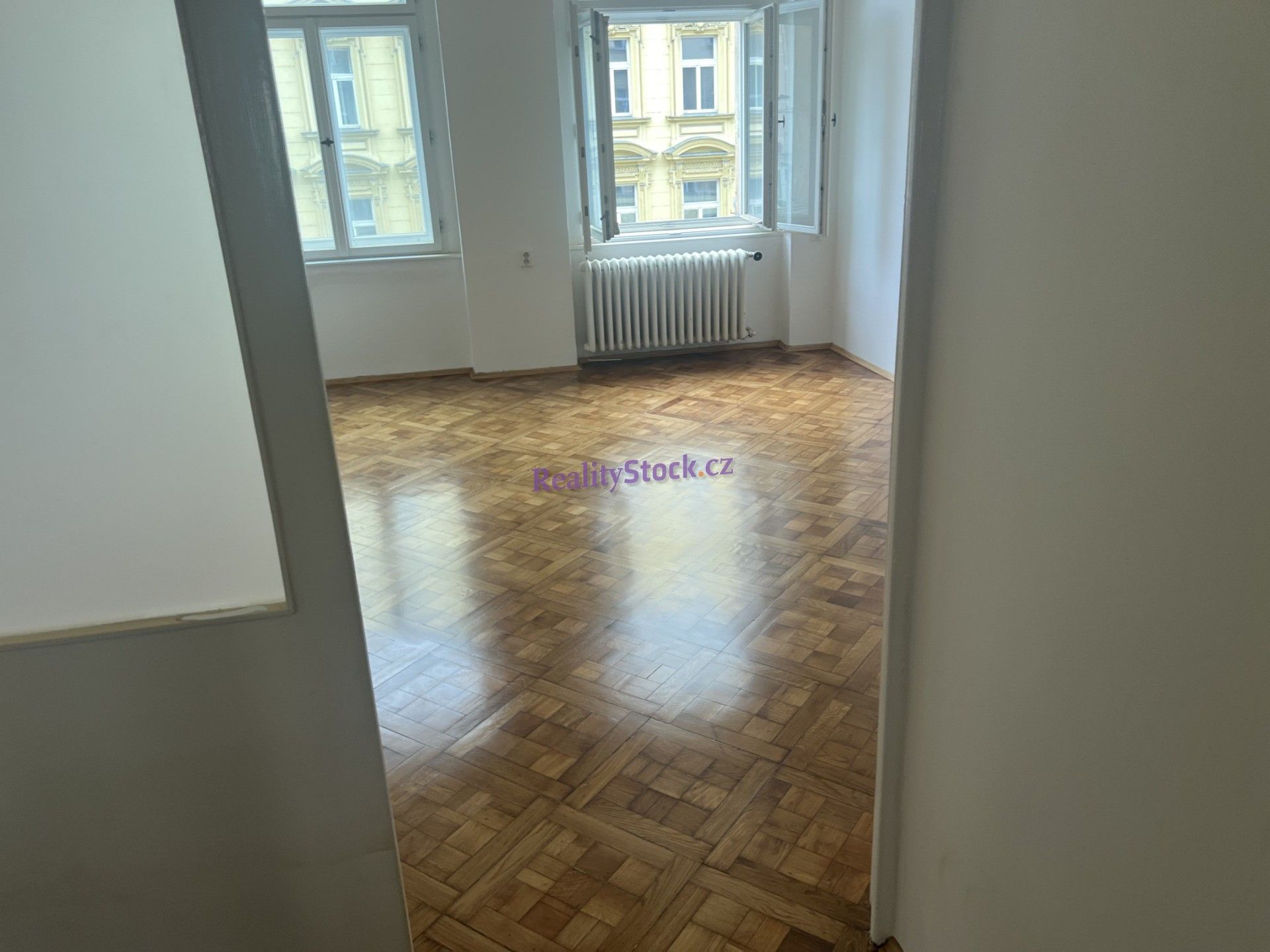 4+kk, Jugoslávská, Praha, 131 m²