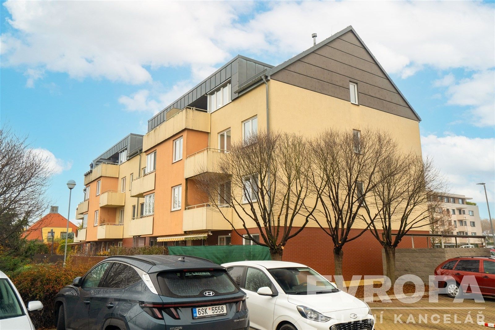 3+kk, Ve Stromovce, Hradec Králové, 74 m²